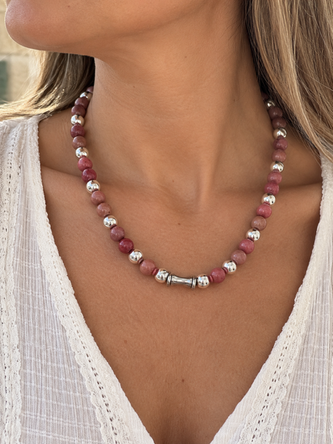 Collier Rhéa – Pierres naturelles – Acier inoxydable argenté – Collier perles femme