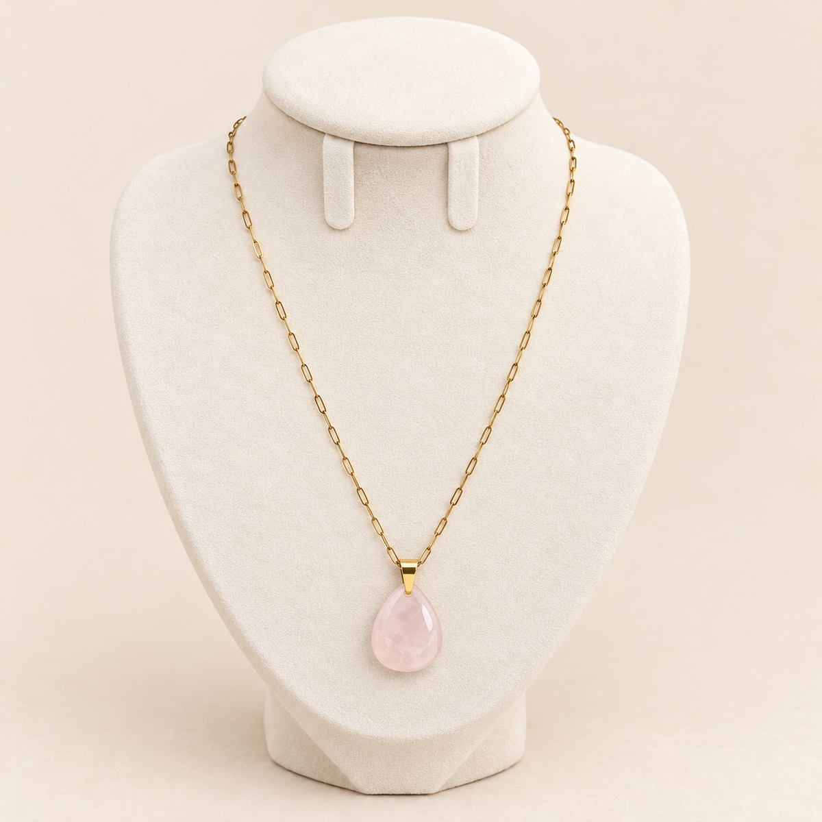 Collier doré pendentif pierre de synthèse