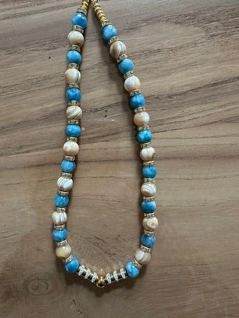 Collier femme Jade vert naturel ou bleu et beige ou noir et lilas