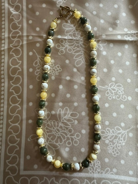 Collier femme Jade vert naturel ou bleu et beige ou noir et lilas