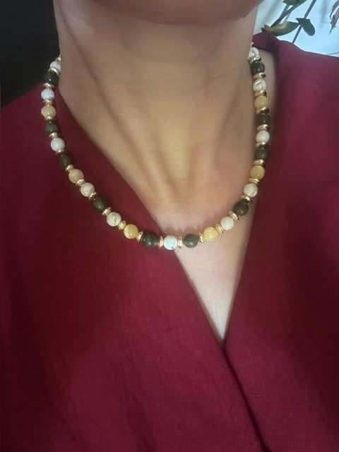 Collier femme Jade vert naturel ou bleu et beige ou noir et lilas
