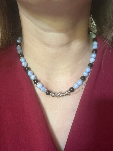 Collier femme Jade vert naturel ou bleu et beige ou noir et lilas