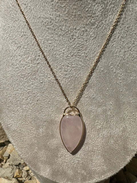 Collier pendentif pierre synthèse , acier inoxydable, doré,