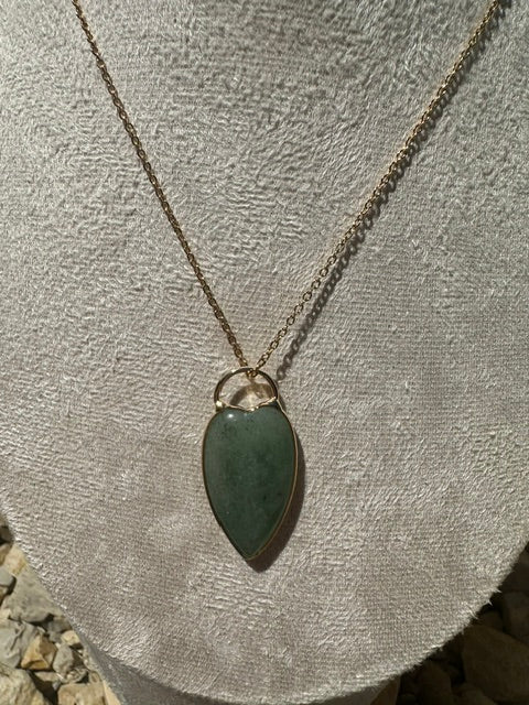 Collier pendentif pierre synthèse , acier inoxydable, doré,
