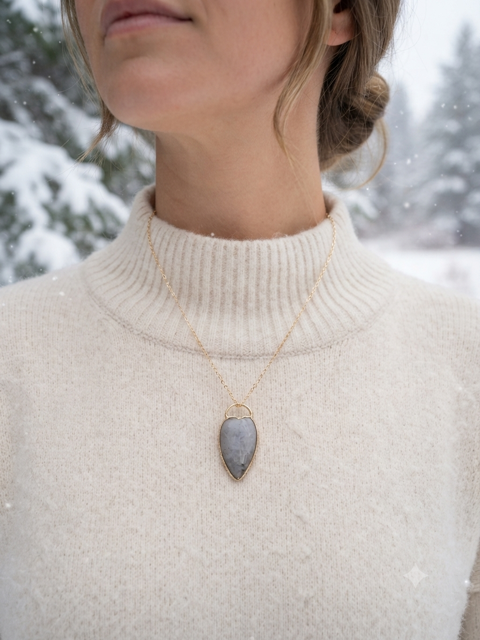 Collier pendentif pierre synthèse , acier inoxydable, doré,