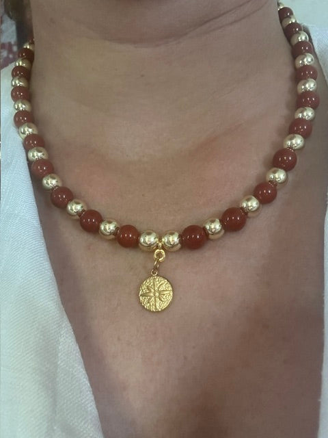 Collier Jaspe Rouge et Hématite Dorée – Pendentif Médaille – Bijou en Pierres Naturelles