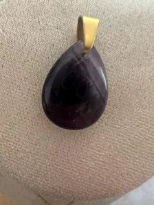 Collier femme pendentif goutte en pierre rose ou violet, acier inoxydable